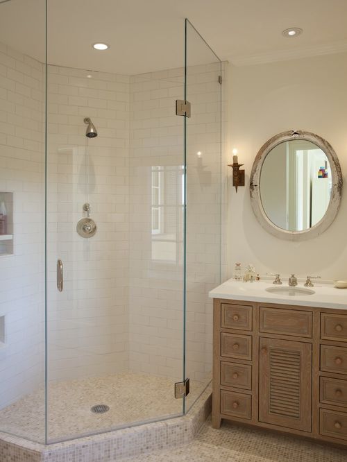 How to choose a right shower screen for your bathroom.